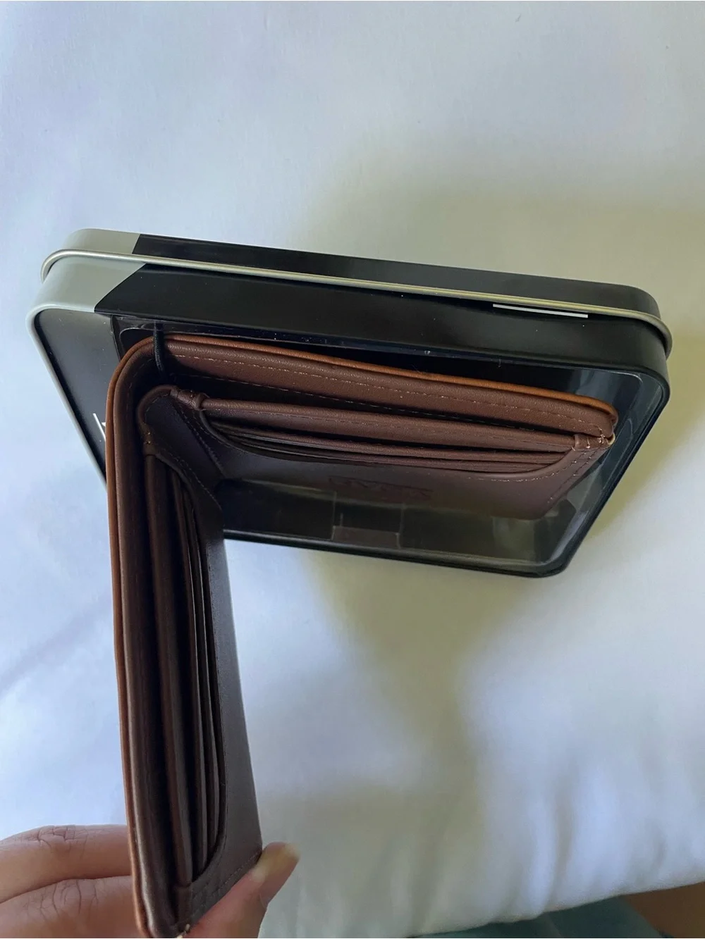 RVCA Two-Tone Brown & Dark Brown Card Holder Wallet